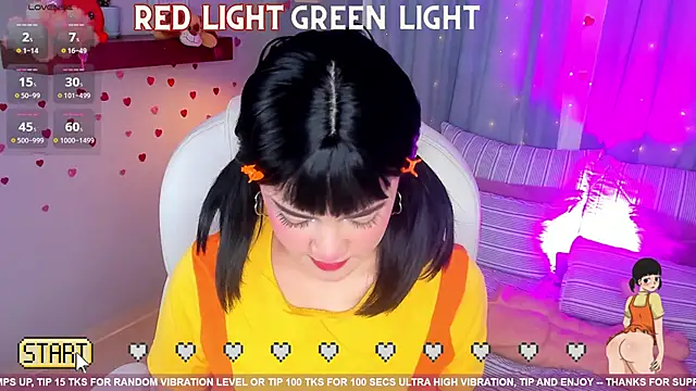 Snapshot of Tiny__Emmy chatting on 03/09/25, 03:05 Tiny Emmy online show from 03/09/25, 03:05