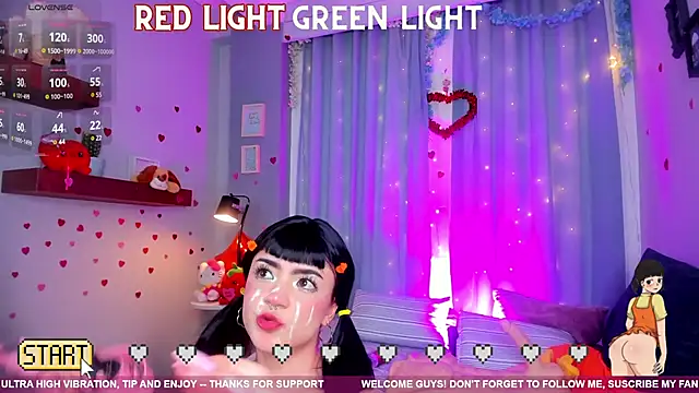 Snapshot of Tiny__Emmy chatting on 03/09/25, 06:11 Tiny Emmy online show from 03/09/25, 06:11