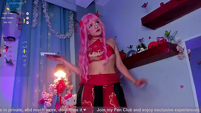 Snapshot of Tiny__Emmy chatting on 11/07/25, 07:19 Tiny Emmy online show from 11/07/25, 07:19