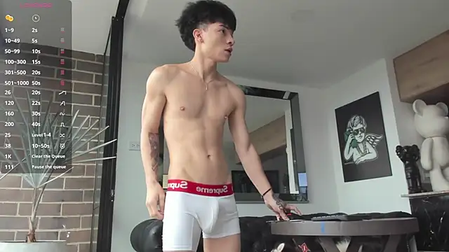 Snapshot of pretur_cruba1 chatting on 10/17/25, 11:13 pretur cruba1 online show from 10/17/25, 11:13