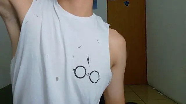 Snapshot of Jacotnk chatting on 02/19/25, 05:16 Jacotnk online show from 02/19/25, 05:16