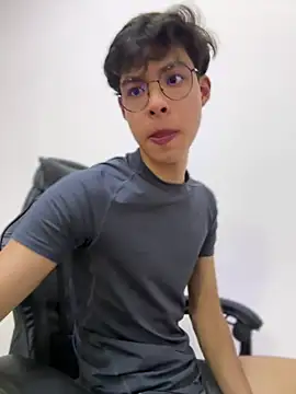 Snapshot of Jacotnk chatting on 03/12/25, 05:02 Jacotnk online show from 03/12/25, 05:02