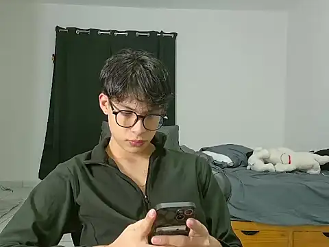 Snapshot of Jacotnk chatting on 10/02/25, 04:08 Jacotnk online show from 10/02/25, 04:08