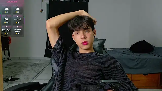 Snapshot of Jacotnk chatting on 10/24/25, 04:53 Jacotnk online show from 10/24/25, 04:53