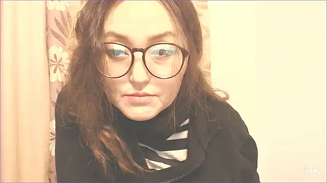 Snapshot of hrnyteacher chatting on 12/15/24, 09:42 hrnyteacher online show from 12/15/24, 09:42