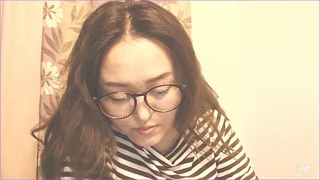 Snapshot of hrnyteacher chatting on 01/15/25, 07:23 hrnyteacher online show from 01/15/25, 07:23