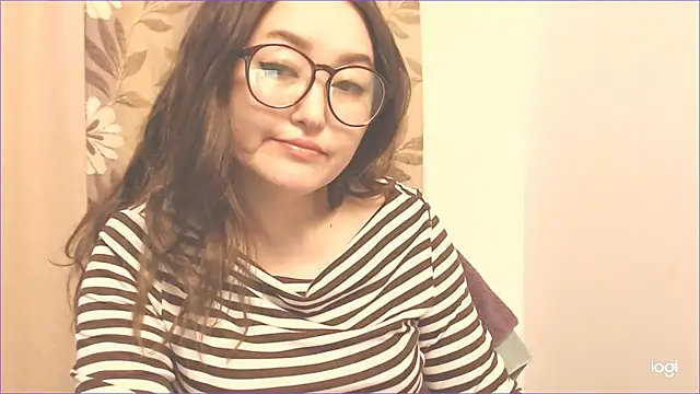 Snapshot of hrnyteacher chatting on 01/16/25, 08:57 hrnyteacher online show from 01/16/25, 08:57