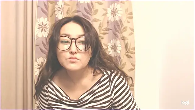 Snapshot of hrnyteacher chatting on 03/22/25, 07:09 hrnyteacher online show from 03/22/25, 07:09