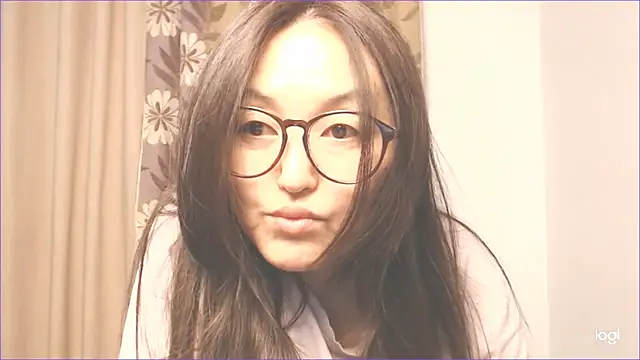 Snapshot of hrnyteacher chatting on 10/14/25, 09:59 hrnyteacher online show from 10/14/25, 09:59