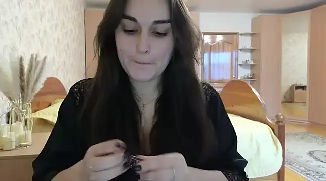 me lissa sun13 online show from 02/02/25, 09:19