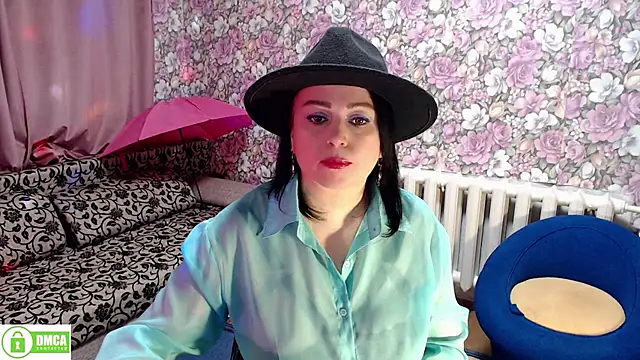 Julia-ru online show from 02/01/25, 09:40