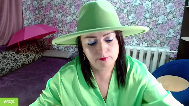 Julia-ru online show from 11/13/25, 07:57