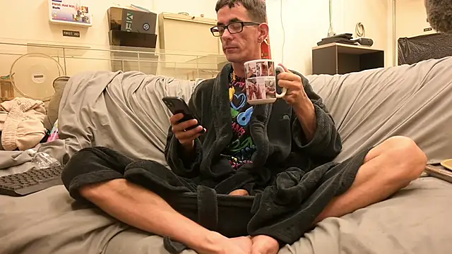 joeiandola online show from 04/18/26, 11:05