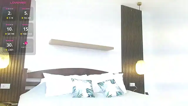 Snapshot of Trinity_Fire chatting on 01/15/25, 08:41 Trinity Fire online show from 01/15/25, 08:41