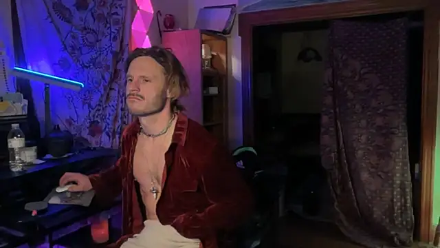 Snapshot of CowboyZuhly chatting on 01/15/26, 06:07 CowboyZuhly online show from 01/15/26, 06:07