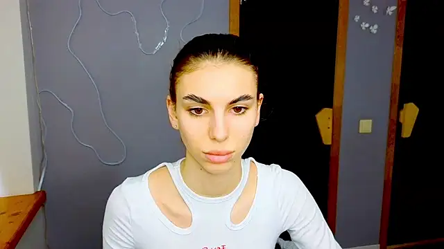 EmmyGreans online show from 02/04/25, 12:55