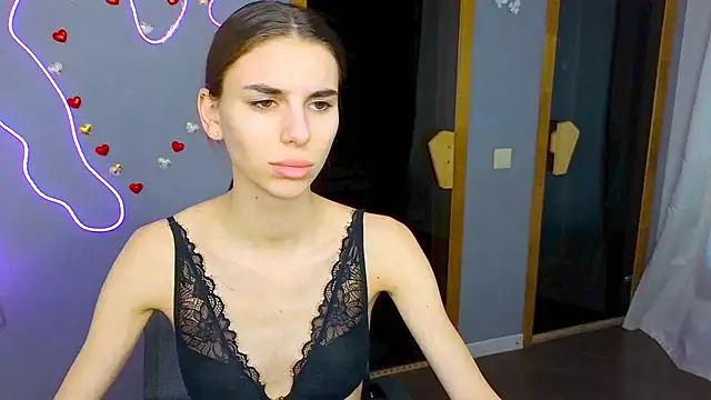 EmmyGreans online show from 02/13/25, 12:43