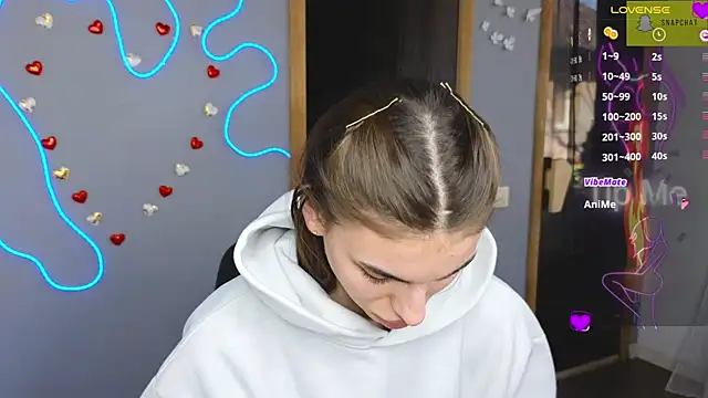 EmmyGreans online show from 03/22/25, 06:33