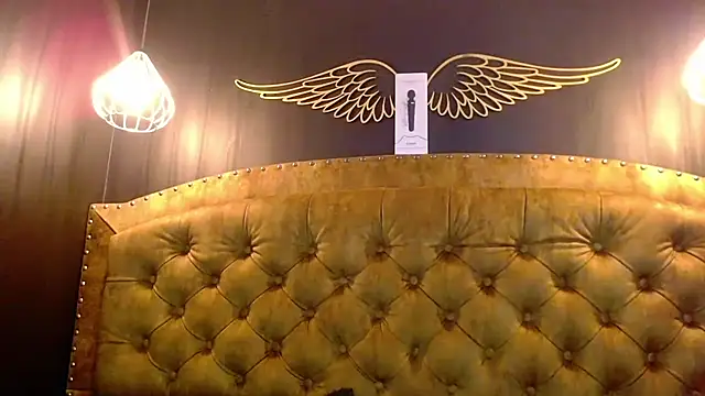 CrystalBrooke3x online show from 02/19/25, 10:42