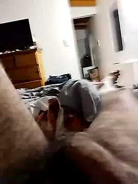 leon3875 online show from 12/15/24, 05:13