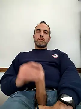 leon3875 online show from 10/14/25, 03:24