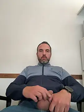 leon3875 online show from 03/03/26, 03:18