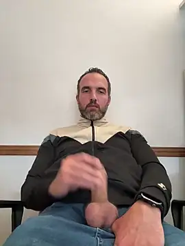 leon3875 online show from 03/05/26, 03:19