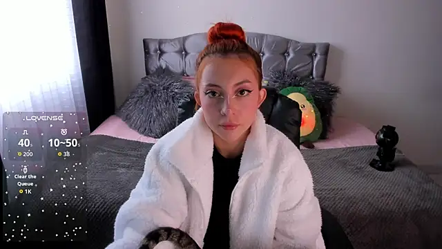 Violetaarey online show from 03/27/26, 09:25