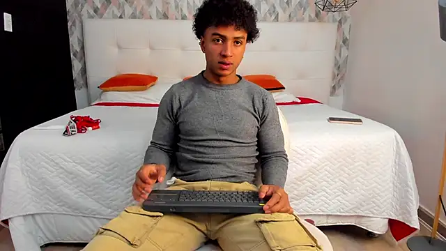 MagnusKing  online show from 03/19/25, 11:50