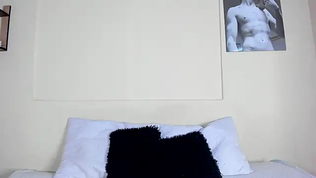 Snapshot of MagnusKing_ chatting on 06/11/26, 03:37 MagnusKing online show from 06/11/26, 03:37