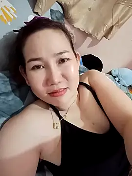 Ana love2000 online show from 02/17/25, 10:40