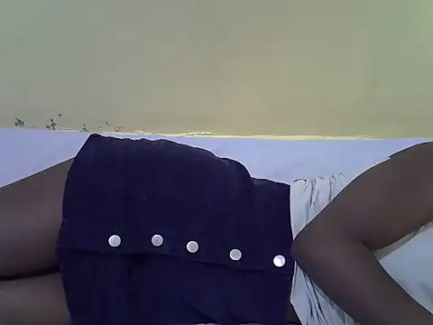 Snapshot of hey_its_andreana chatting on 03/16/25, 12:12 hey its andreana online show from 03/16/25, 12:12