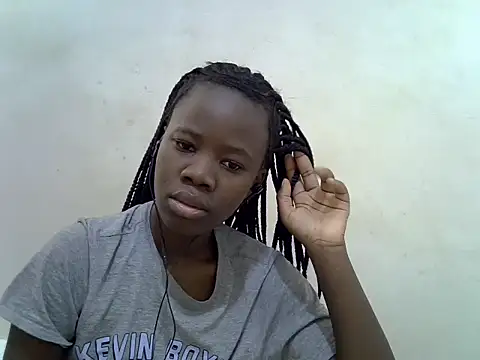 Snapshot of hey_its_andreana chatting on 09/30/25, 09:36 hey its andreana online show from 09/30/25, 09:36