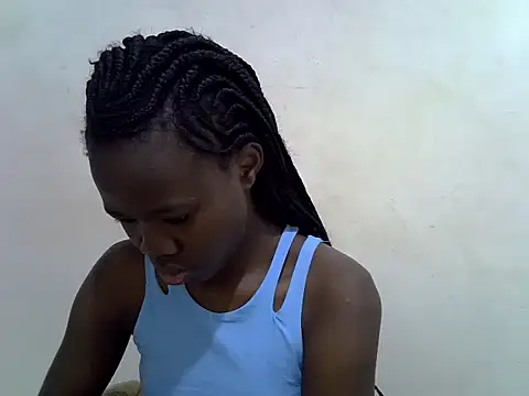 Snapshot of hey_its_andreana chatting on 09/30/25, 11:32 hey its andreana online show from 09/30/25, 11:32