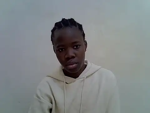 Snapshot of hey_its_andreana chatting on 10/07/25, 06:43 hey its andreana online show from 10/07/25, 06:43