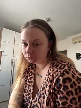 chloetarducci online show from 03/01/26, 11:23