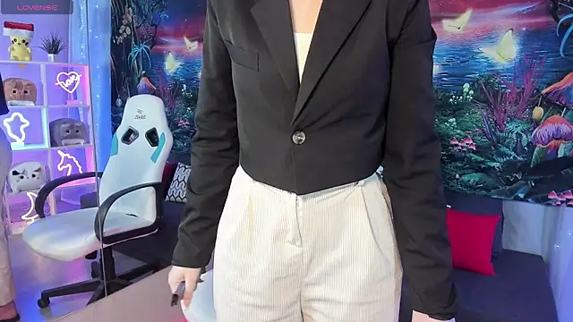 TiffanyBatson online show from 03/07/25, 09:40