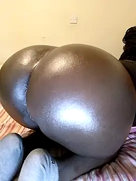 Snapshot of Misskhalifa_ chatting on 02/17/25, 04:53 Misskhalifa online show from 02/17/25, 04:53