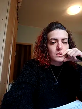 Snapshot of LadyMinnie chatting on 10/29/25, 12:29 LadyMinnie online show from 10/29/25, 12:29