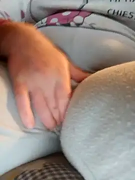 LadyMinnie online show from 04/19/26, 07:27