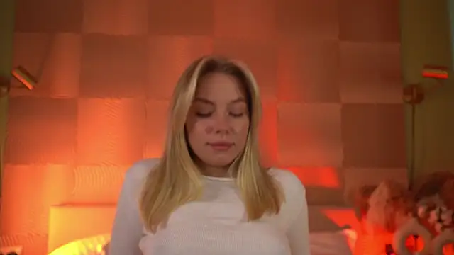 Snapshot of -Snowwwy- chatting on 01/16/25, 08:00 -Snowwwy- online show from 01/16/25, 08:00