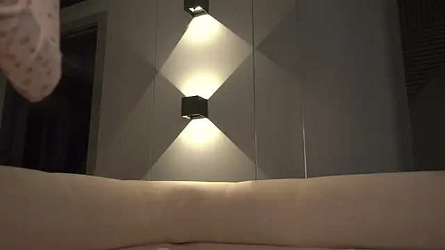 Snapshot of -Snowwwy- chatting on 03/20/25, 06:20 -Snowwwy- online show from 03/20/25, 06:20