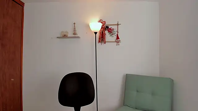 Lilabril online show from 12/09/24, 02:17
