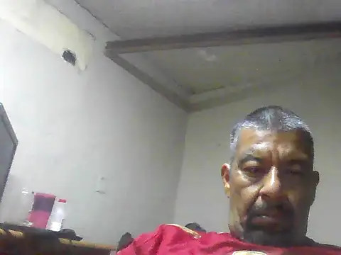 Snapshot of ElMasChingonMX chatting on 10/14/25, 07:42 ElMasChingonMX online show from 10/14/25, 07:42