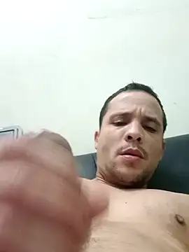 Snapshot of fmpfernando chatting on 02/24/26, 01:47 fmpfernando online show from 02/24/26, 01:47