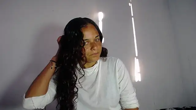 GiveLove1 online show from 12/15/24, 09:53