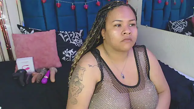 Snapshot of alba_sex10 chatting on 03/21/25, 05:12 alba sex10 online show from 03/21/25, 05:12