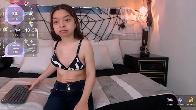 CharlotteMuller online show from 10/10/25, 08:30