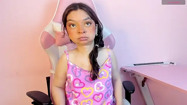 CharlotteMuller online show from 10/28/25, 07:27