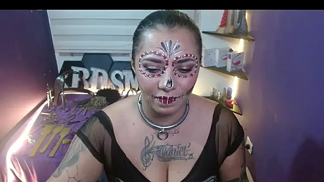 Snapshot of Alexa_Slavehot777 chatting on 10/26/25, 12:38 Alexa Slavehot777 online show from 10/26/25, 12:38